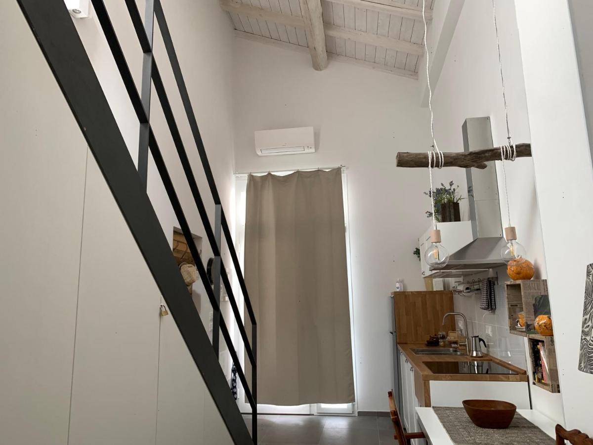Metroloft Bed & Breakfast โบโลญญา ภายนอก รูปภาพ