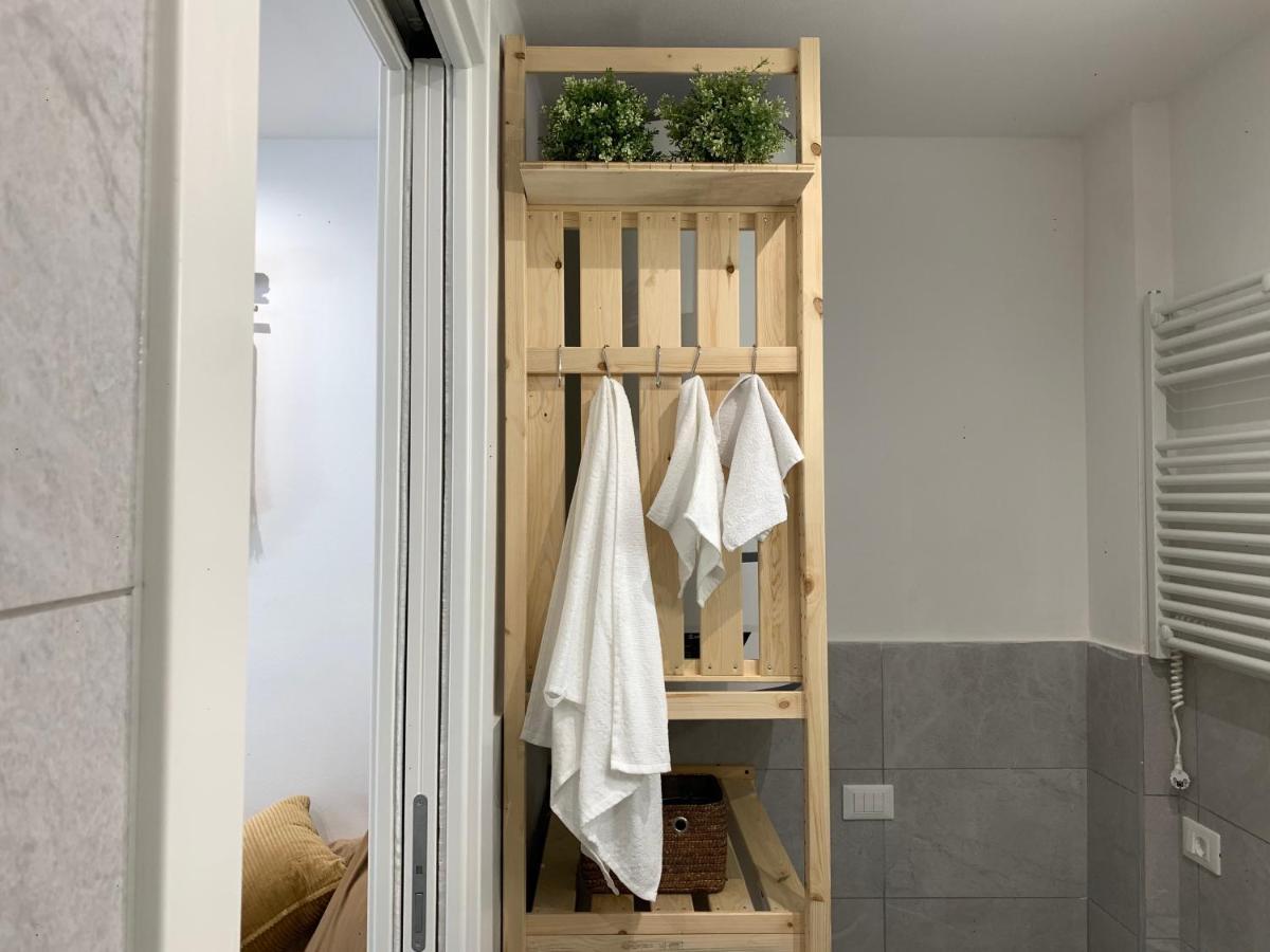 Metroloft Bed & Breakfast โบโลญญา ภายนอก รูปภาพ